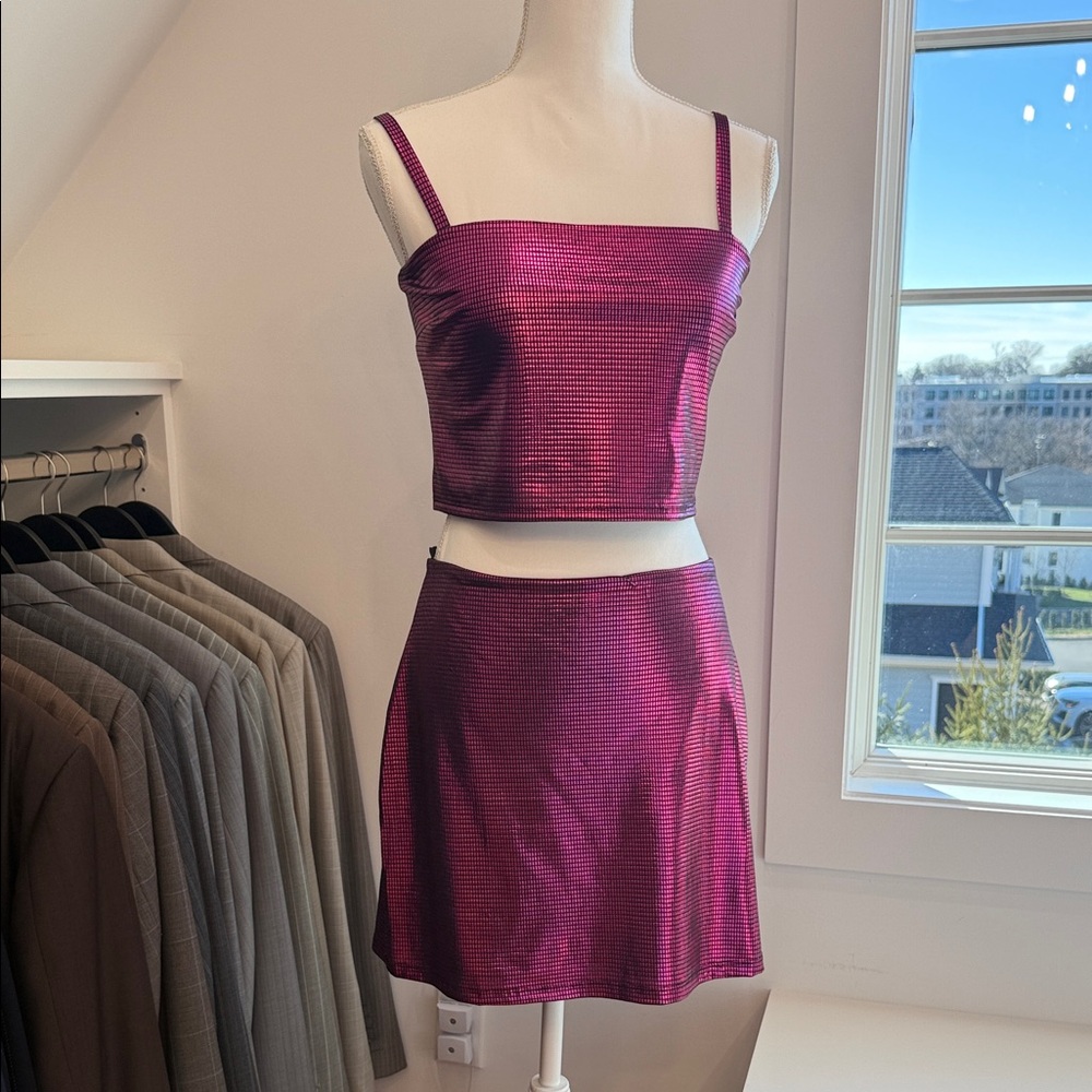 Elegant Metallic Fuchsia Skirt Set
